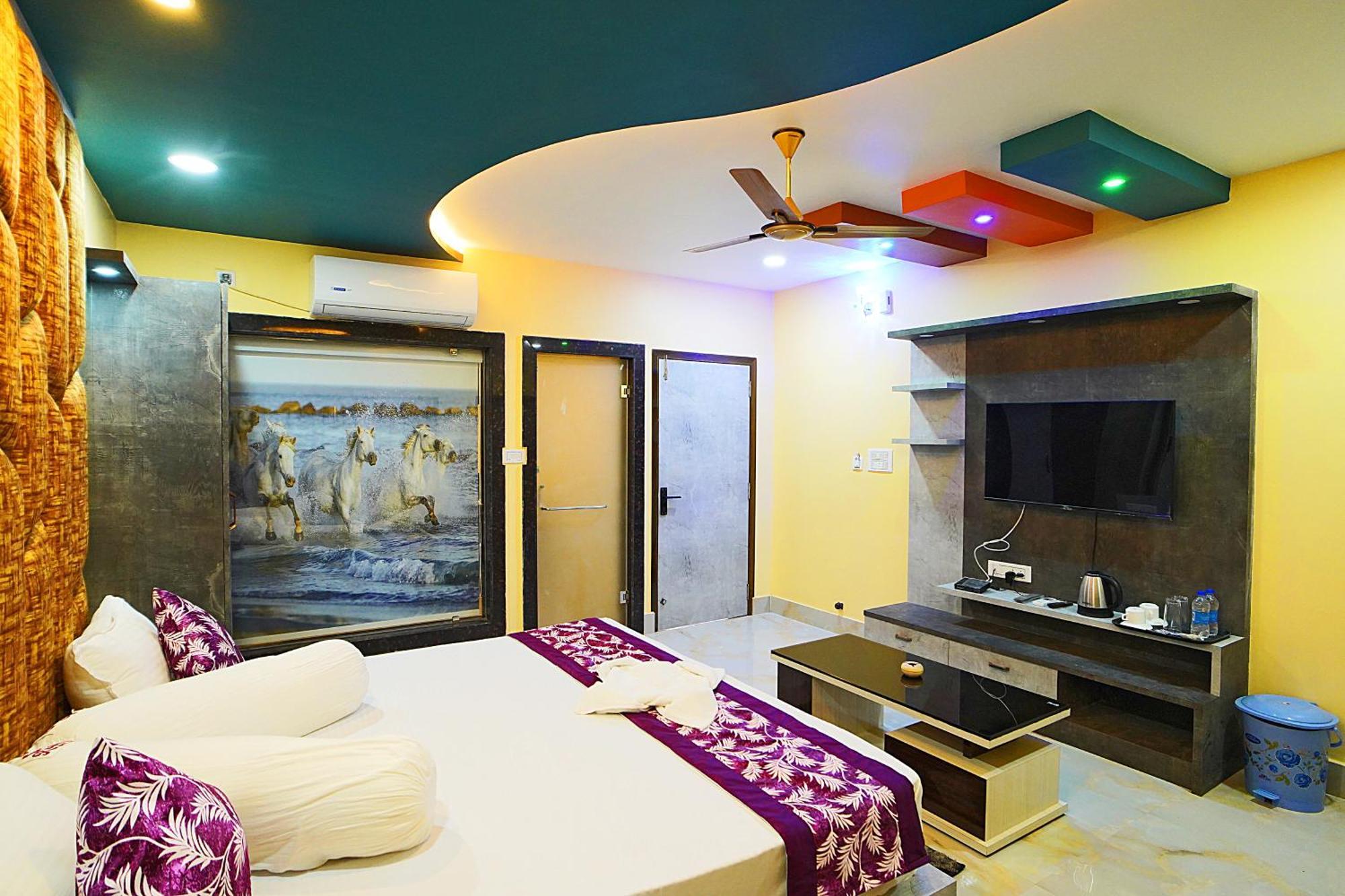 Goa Beach Resort On Beach Mandarmani Esterno foto