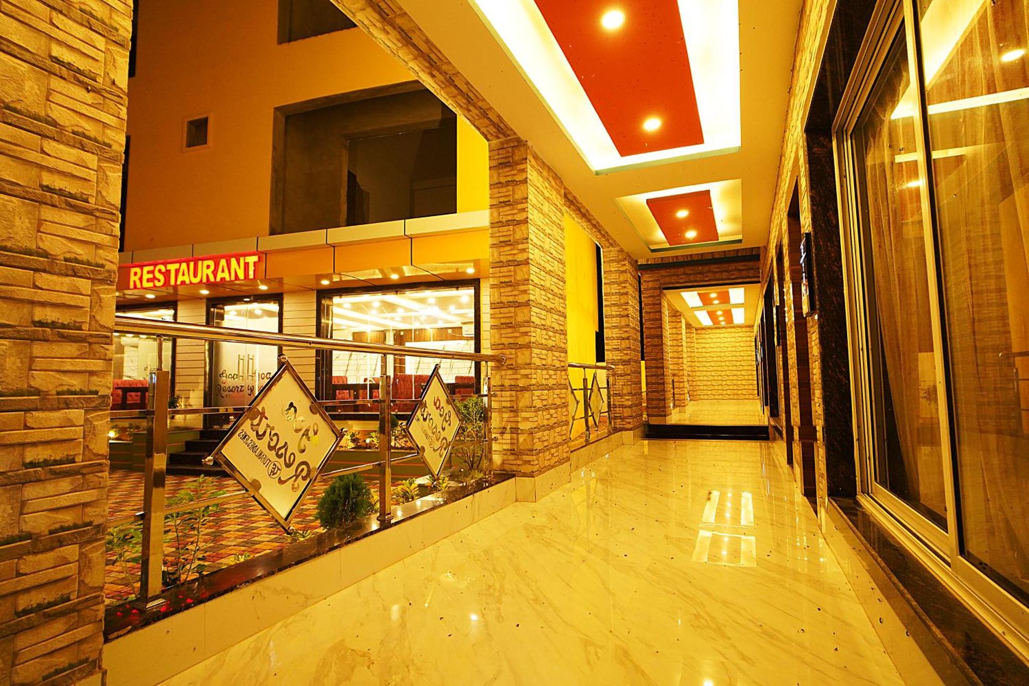 Goa Beach Resort On Beach Mandarmani Esterno foto
