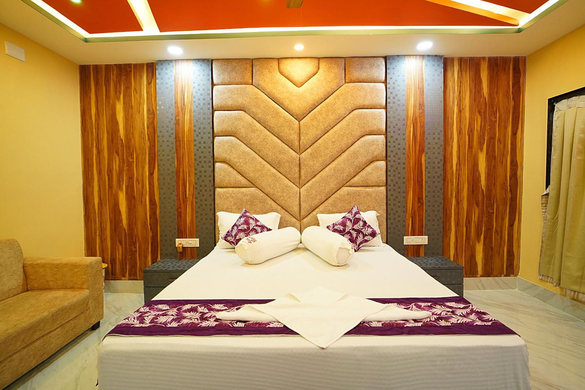 Goa Beach Resort On Beach Mandarmani Esterno foto