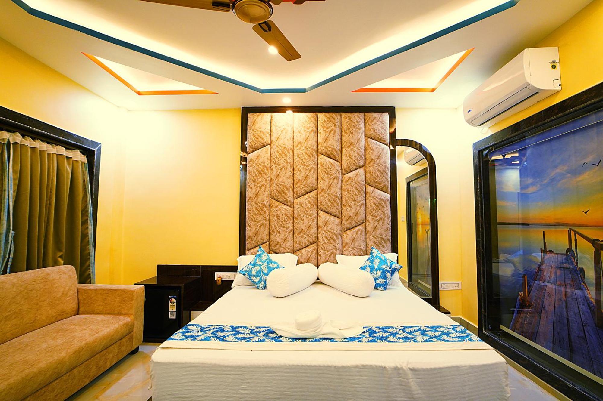 Goa Beach Resort On Beach Mandarmani Esterno foto