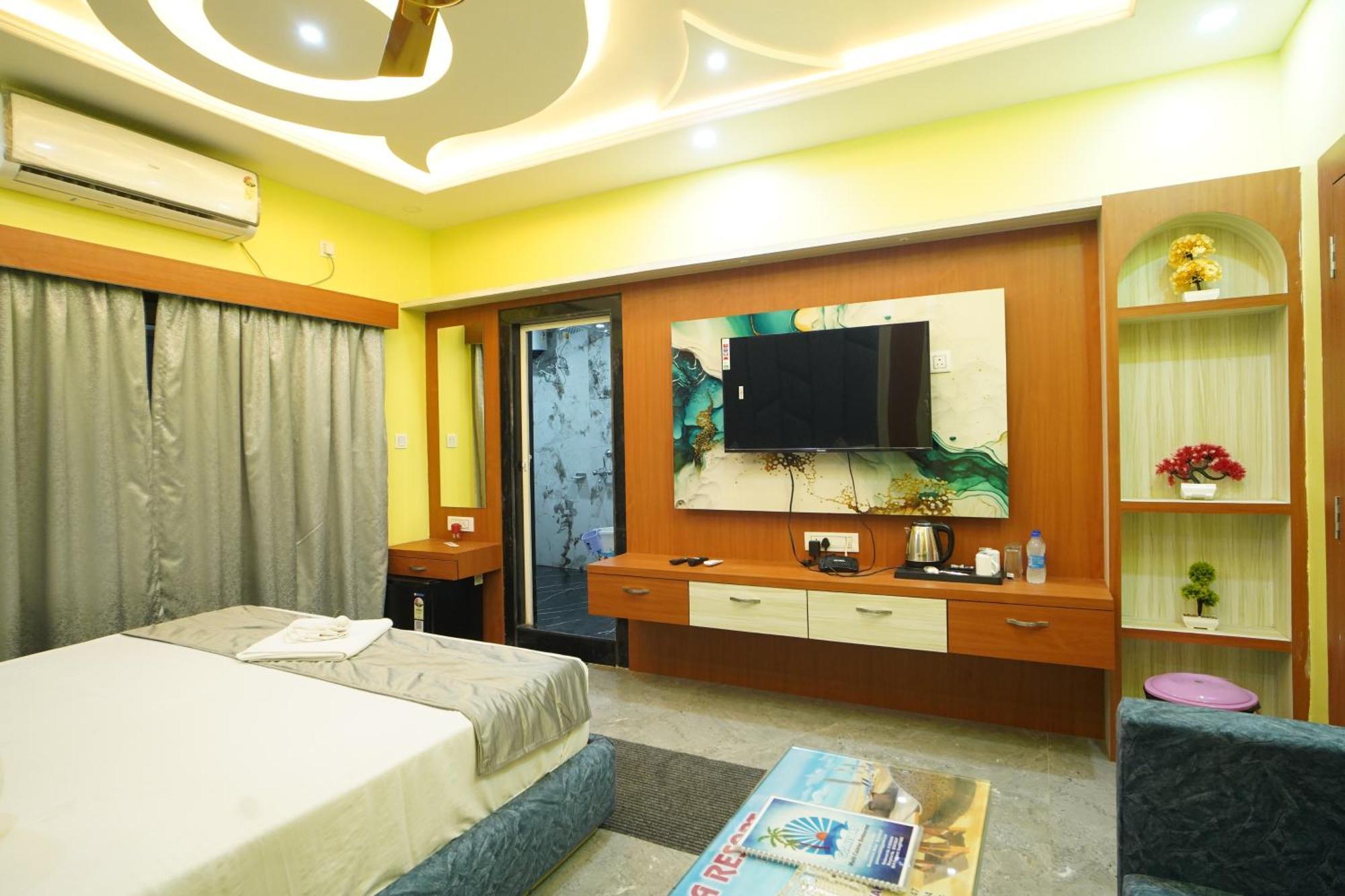 Goa Beach Resort On Beach Mandarmani Esterno foto